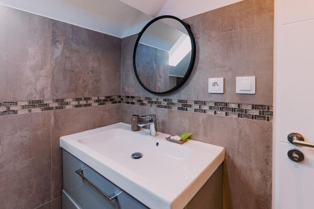 Charmant Appartement Proche Disneyland Bussy-Saint-Georges Eksteriør billede